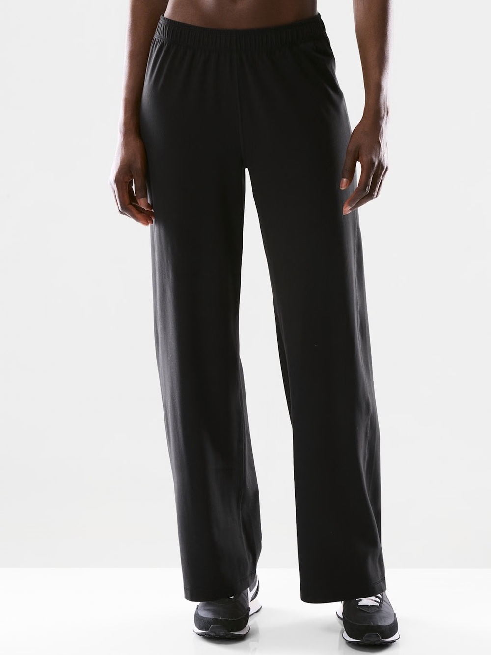 NWOT Aritzia Black Wide-Leg Lounge Pants